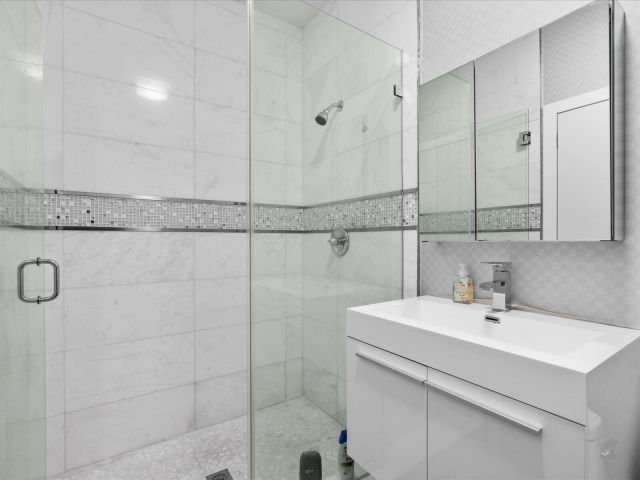 Home for sale at 3917 SW 42nd Avenue - photo 6670688