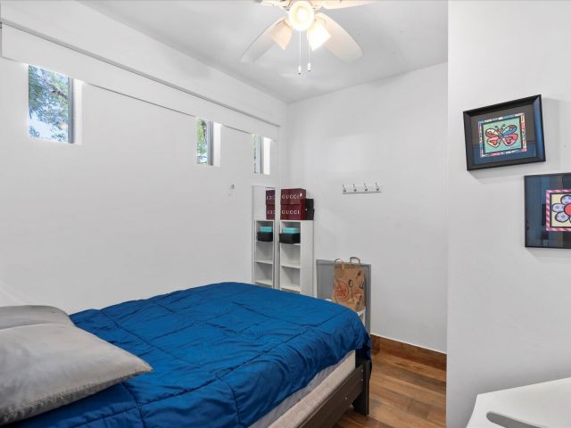 Home for sale at 3917 SW 42nd Avenue - photo 6670689