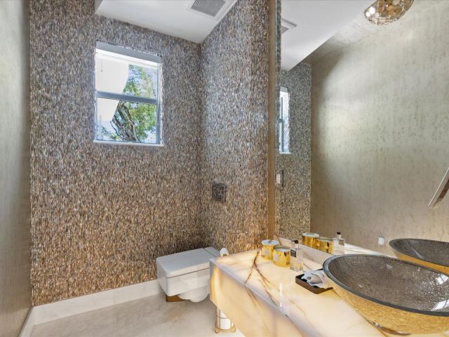 Home for sale at 3917 SW 42nd Avenue - photo 6670691