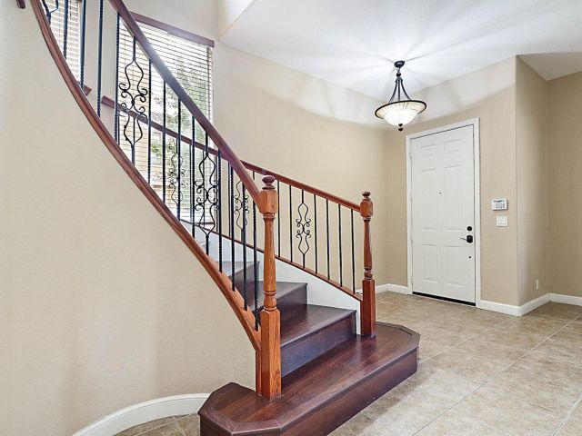 Home for rent at 748 Cresta Circle - photo 6592129