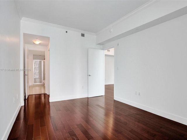 Apartment for sale  Unit #1704 - photo 6600760