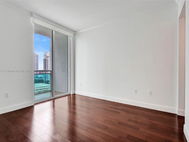 Apartment for sale  Unit #1704 - photo 6600762