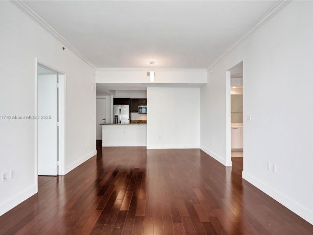 Apartment for sale  Unit #1704 - photo 6600770