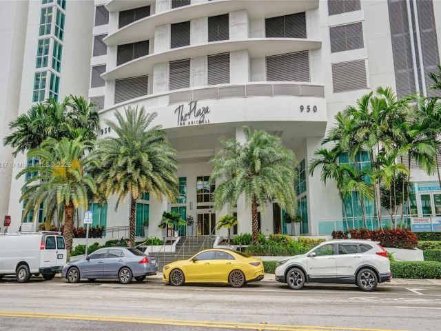 Apartment for sale  Unit #1704 - photo 6600777