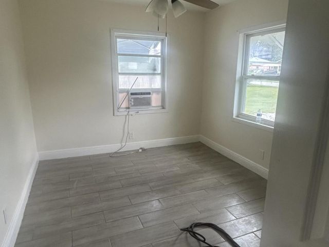 Home for rent at 2813 Saranac Avenue - photo 6629226