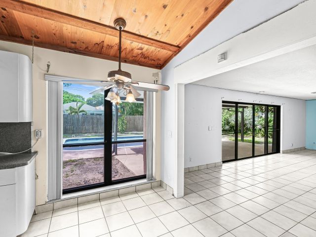 Home for sale at 77 NW 5th Avenue - photo 6593757