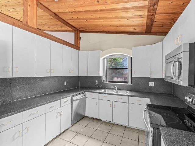 Home for sale at 77 NW 5th Avenue - photo 6593758