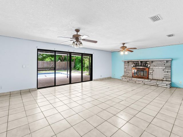 Home for sale at 77 NW 5th Avenue - photo 6593763