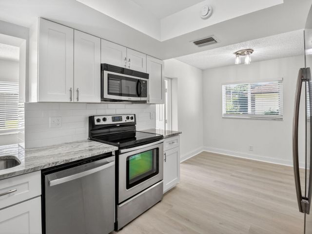 Home for sale at 14734 Wood Lodge Lane - photo 6595951