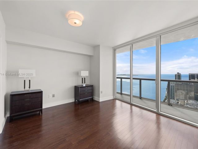 Apartment for rent  Unit #5003 - photo 6578269