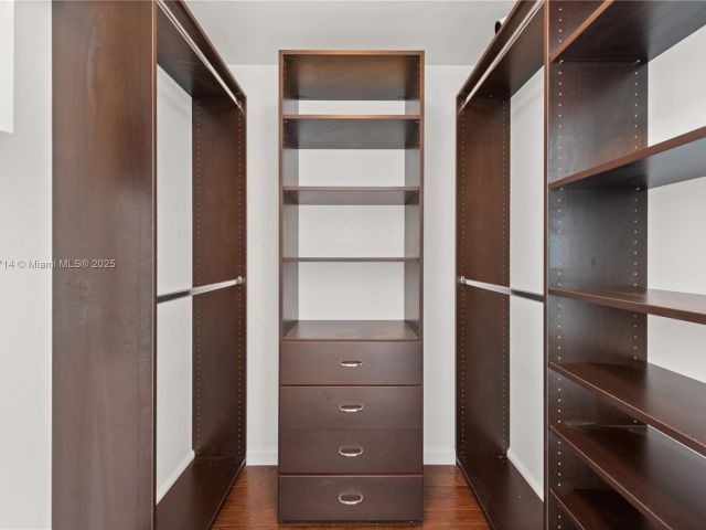 Apartment for rent  Unit #5003 - photo 6578271