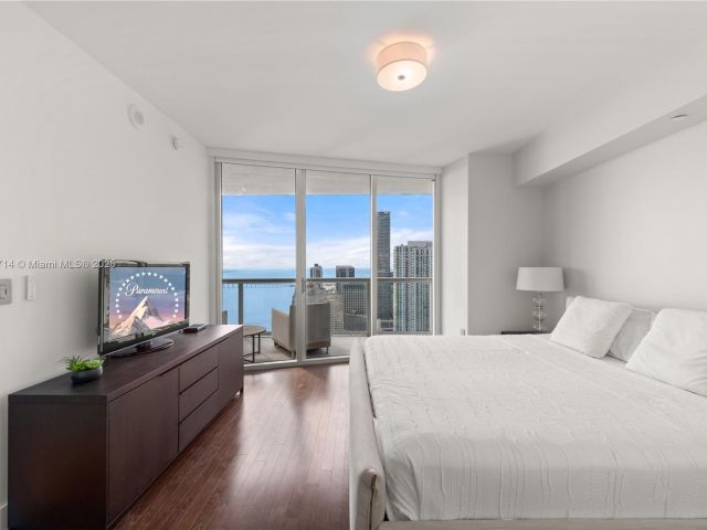 Apartment for rent  Unit #5003 - photo 6578273