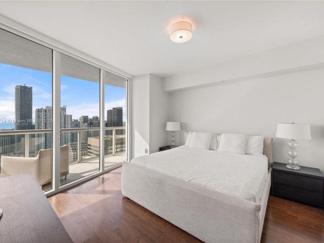 Apartment for rent  Unit #5003 - photo 6578274