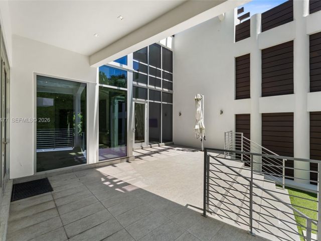 Home for sale at 544 Fernwood Rd 544 - photo 6570073