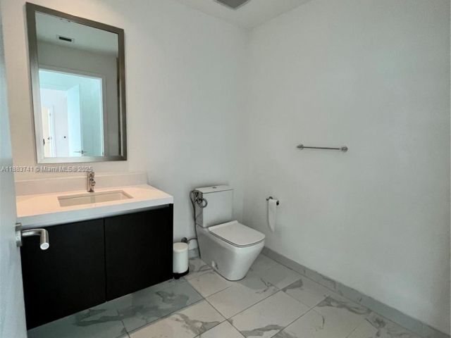 Apartment for sale  Unit #1208 - photo 6571163