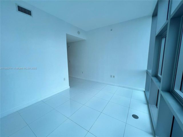 Apartment for sale  Unit #1208 - photo 6571164