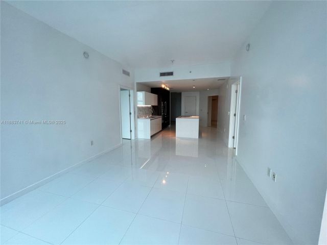 Apartment for sale  Unit #1208 - photo 6571174
