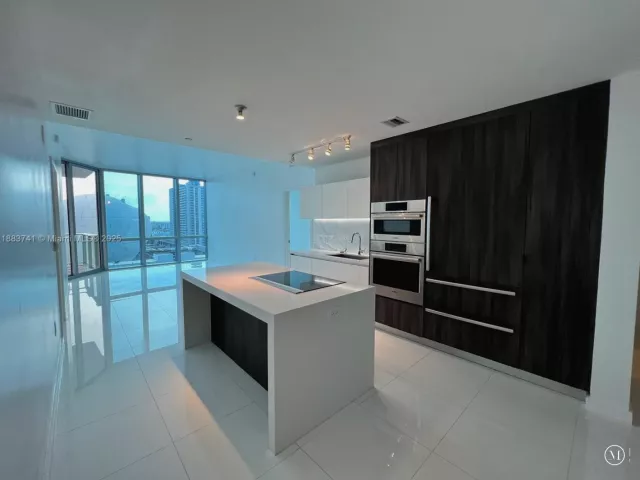 2-bedroom condo for sale in Miami - 851 NE 1st Ave 1208 - MondialRealty