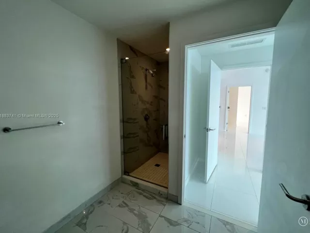 2-bedroom condo for sale in Miami - 851 NE 1st Ave 1208 - MondialRealty