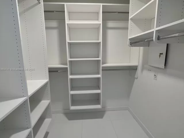 2-bedroom condo for sale in Miami - 851 NE 1st Ave 1208 - MondialRealty