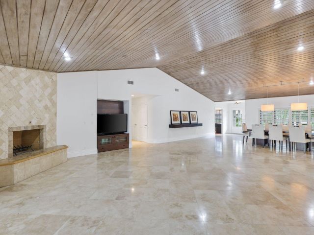 Home for sale at 2063 NW 19th Way - photo 6622787