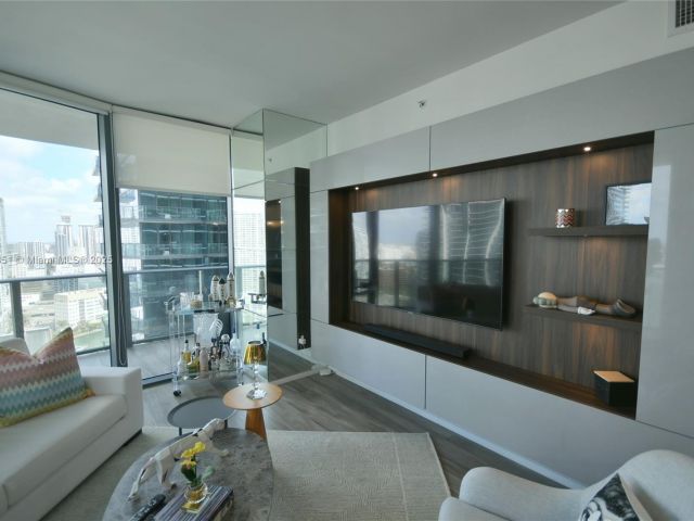 Apartment for sale  Unit #3109 - photo 6570966