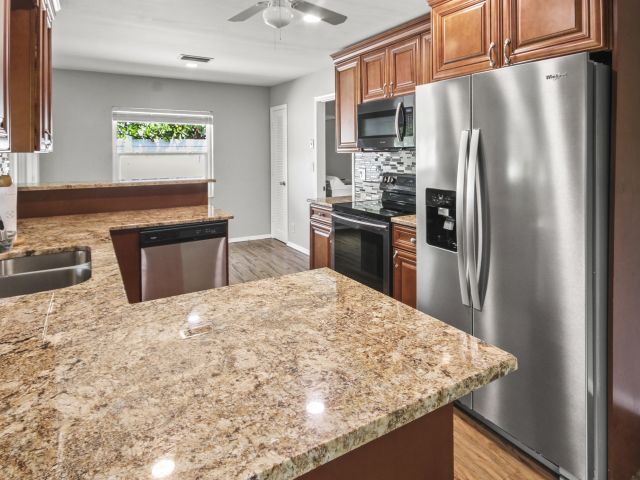 Home for rent at 22493 SW 56th Avenue - photo 6593732