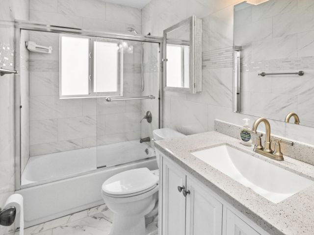 Home for rent at 22493 SW 56th Avenue - photo 6593742