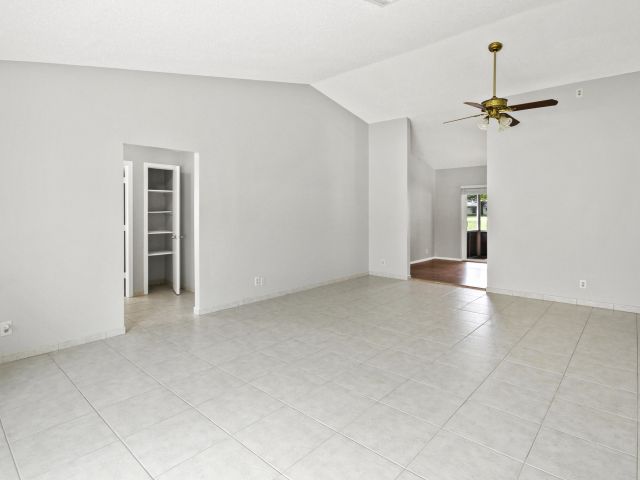 Home for rent at 22493 SW 56th Avenue - photo 6593744