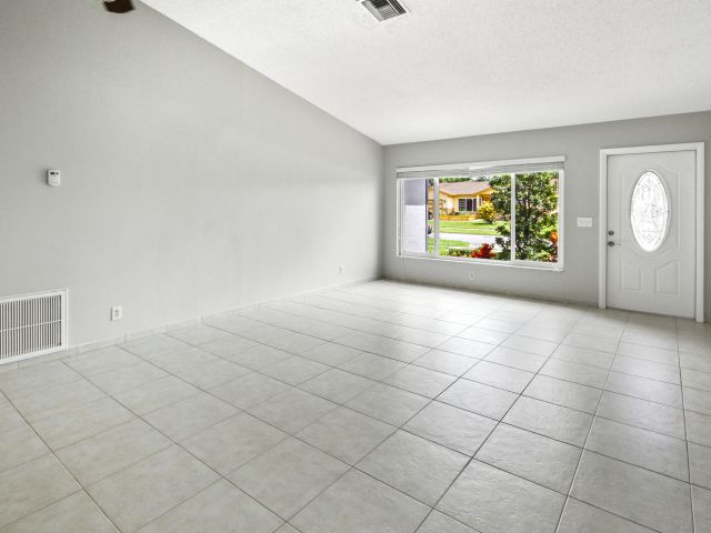 Home for rent at 22493 SW 56th Avenue - photo 6593746