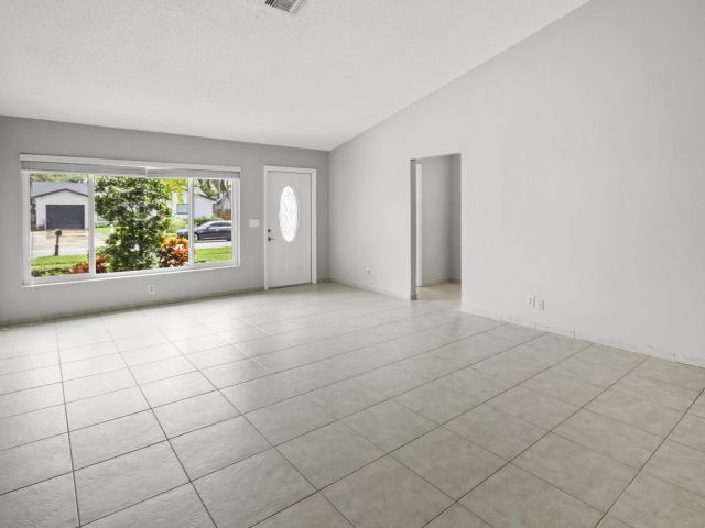 Home for rent at 22493 SW 56th Avenue - photo 6593747