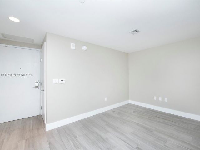 Apartment for rent  Unit #2616 - photo 6572774
