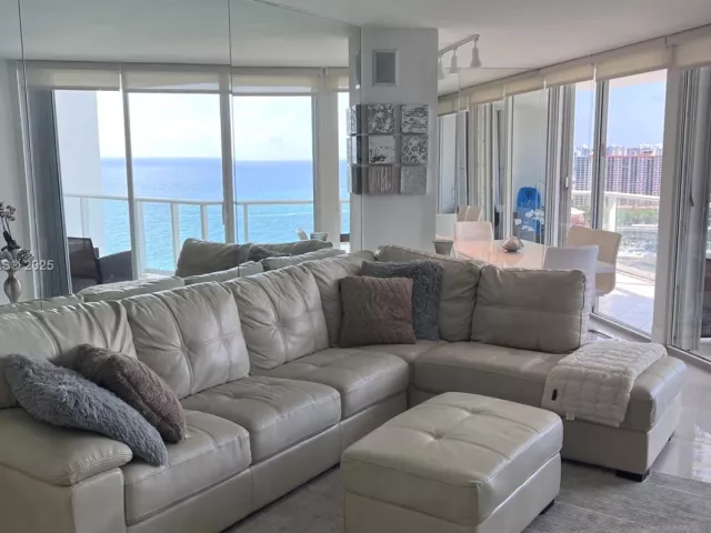 3-bedroom condo for sale in Sunny Isles Beach - 16485 Collins Ave 2334 - MondialRealty