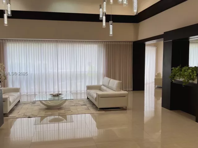 3-bedroom condo for sale in Sunny Isles Beach - 16485 Collins Ave 2334 - MondialRealty