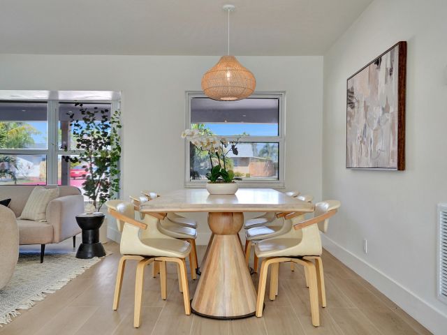 Home for sale at 530 Kingbird Circle - photo 6616911