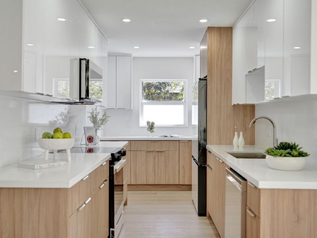 Home for sale at 530 Kingbird Circle - photo 6616915