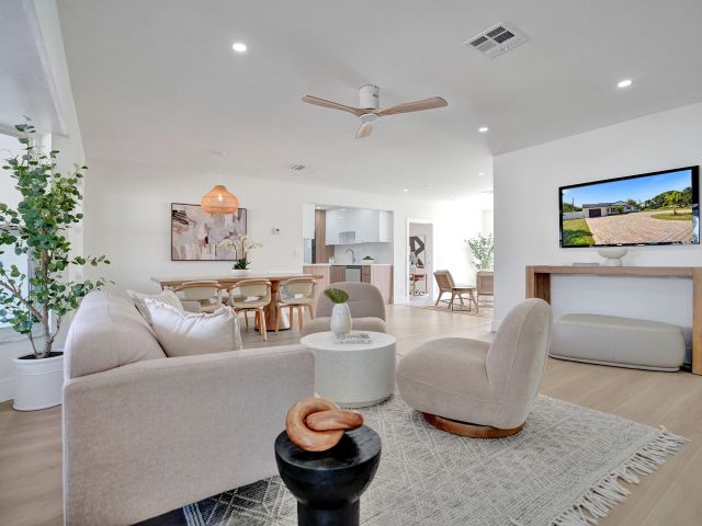 Home for sale at 530 Kingbird Circle - photo 6616920