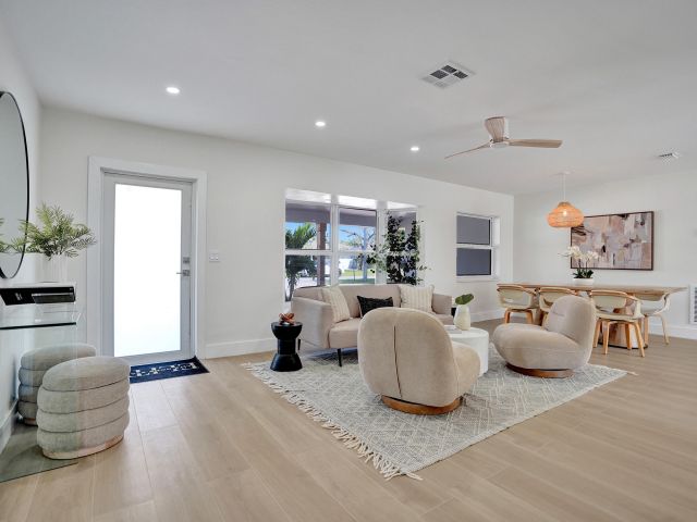 Home for sale at 530 Kingbird Circle - photo 6616922