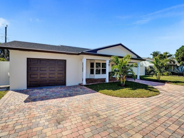 Home for sale at 530 Kingbird Circle - photo 6616926