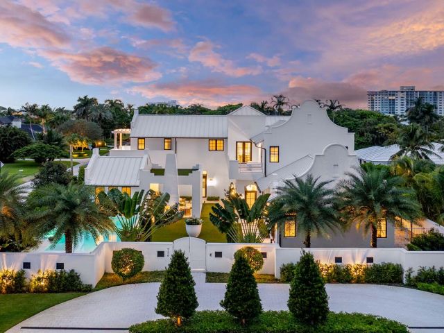 Home for sale at 734 S Ocean Boulevard - photo 6595177