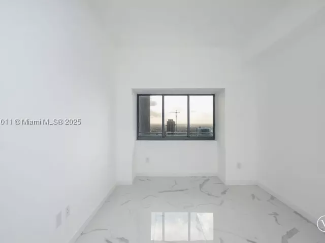 4-bedroom condo for sale in Miami - 480 NE 31 St 3101 - MondialRealty