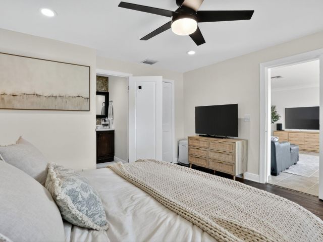 Home for sale at 2840 NE 7th Terrace - photo 6574998