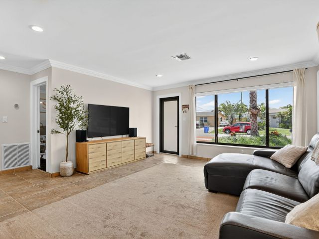 Home for sale at 2840 NE 7th Terrace - photo 6575008