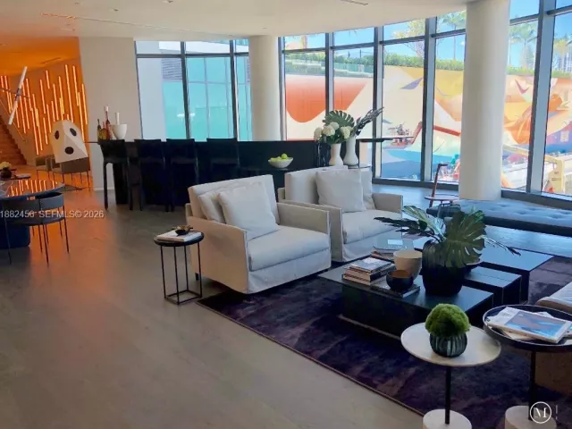 1-bedroom condo for sale in Miami - 480 NE 31st St 702 - MondialRealty