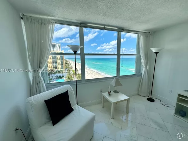 2-bedroom condo for rent in Hollywood - 2751 S Ocean Dr 1204S - MondialRealty