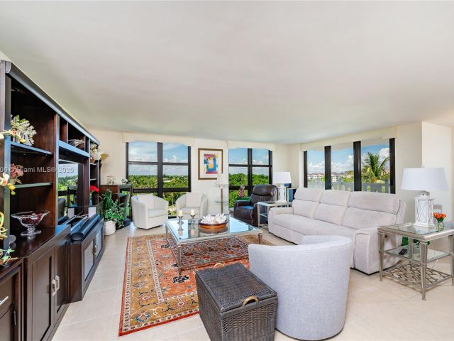 Apartment for sale  Unit #E501 - photo 6605973