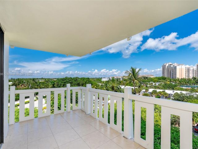 Apartment for sale  Unit #E501 - photo 6605978