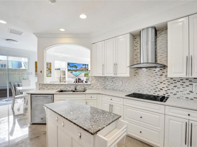 Home for rent at 1468 Mariner Way - photo 6594414