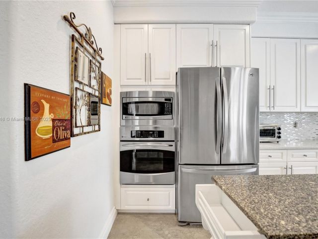 Home for rent at 1468 Mariner Way - photo 6594415