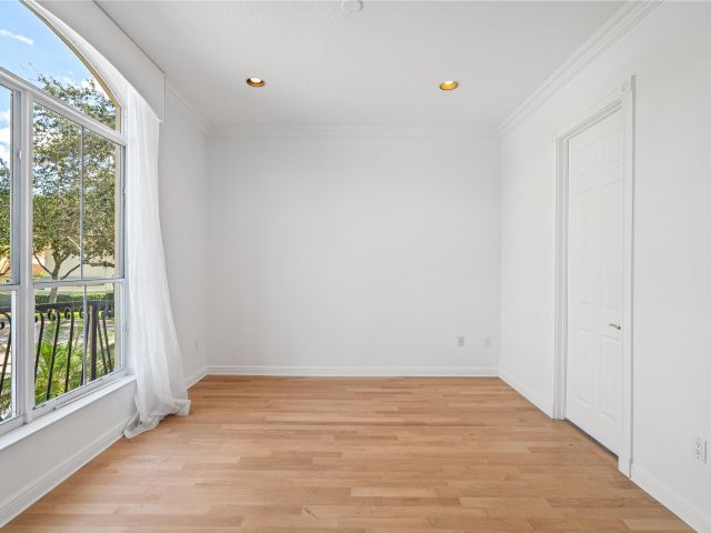 Home for rent at 1468 Mariner Way - photo 6737251